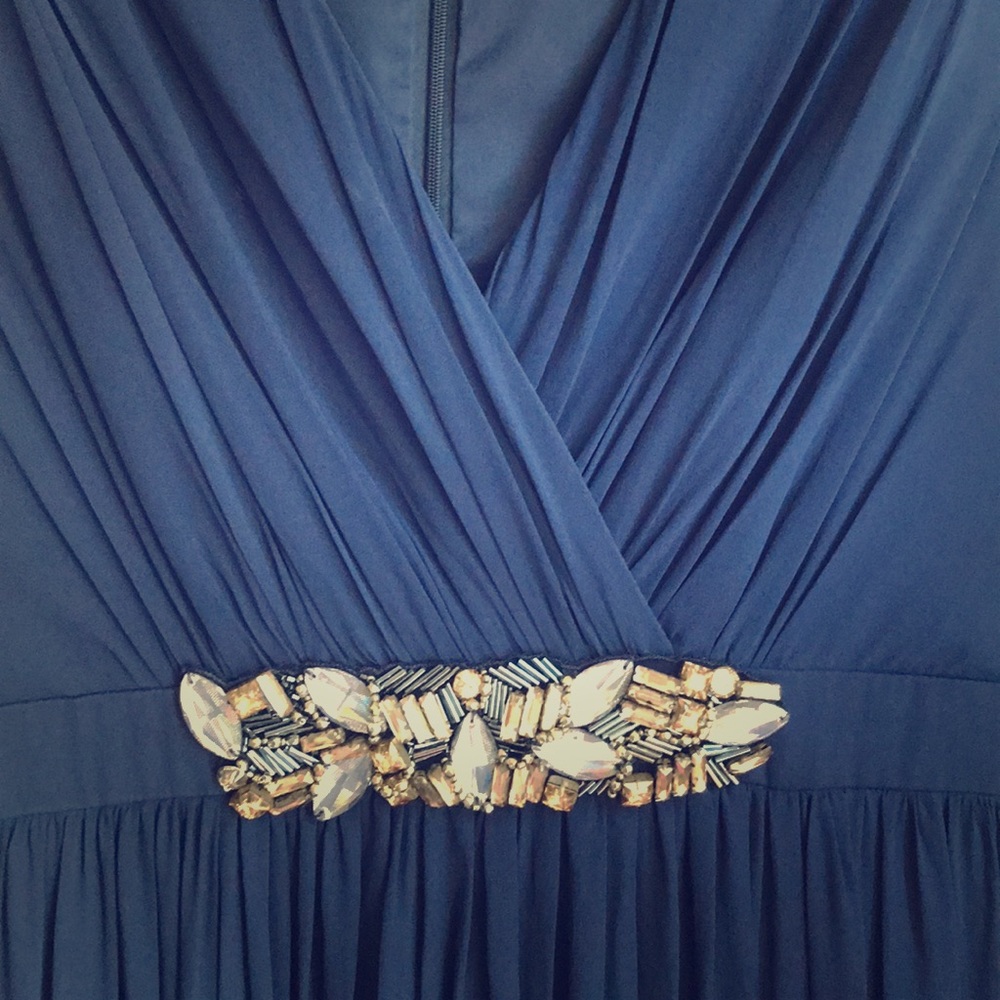 💙NWT Badgley Mischka Collection gown